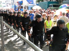 Post Photo Gay Parade-2