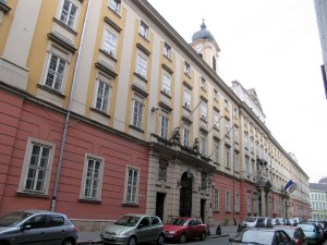 Kozponti Varoshaza_2004 november 27_ 201_kicsi800